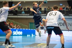 20231229 IFK Skövdes Linus GUSTAVSSON under handbollsmatchen i Handbollsligan herr mellan IFK Skövde och Eskilstuna Guif den 29 december 2023 i Skövde.