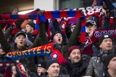 251122 Publik inför fotbollsmatchen i kvalet till Allsvenskan mellan Örgryte IS och IFK Norrköping den 22 november 2025 på Gamla Ullevi i Göteborg.