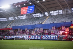 251122 ÖIS publiks tifo inför fotbollsmatchen i kvalet till Allsvenskan mellan Örgryte IS och IFK Norrköping den 22 november 2025 på Gamla Ullevi i Göteborg.