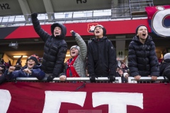 251122 Publik jublar under fotbollsmatchen i kvalet till Allsvenskan mellan Örgryte IS och IFK Norrköping den 22 november 2025 på Gamla Ullevi i Göteborg.