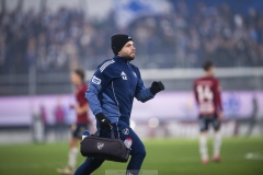 251122 IFK Norrköpings fysioterapeut Kristoffer Karlsson under fotbollsmatchen i kvalet till Allsvenskan mellan Örgryte IS och IFK Norrköping den 22 november 2025 på Gamla Ullevi i Göteborg.