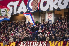 251122 Publik under fotbollsmatchen i kvalet till Allsvenskan mellan Örgryte IS och IFK Norrköping den 22 november 2025 på Gamla Ullevi i Göteborg.