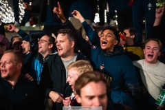 20251130 ÖIS Huvudtränare Andreas Holmberg och Waylon Ramon Renecke under firandet av ÖIS avancemang till Allsvenskan den 30 november 2025 i Göteborg.