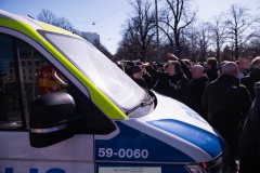 20260406 Polis och GAIS Supportrar under marschen inför fotbollsmatchen i Allsvenskan GAIS och Djurgårdens IF den 6 april 2026 på Gamla Ullevi i Göteborg. 
Foto: Filip Kauffeldt