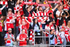 20240810 Publik under fotbollsmatchen i Uefa Womens Champions League mellan BK Häcken och Arsenal WFC den 18 september 2024 på Bravida Arena i Göteborg.