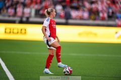 20240810 Arsenals Beth Mead under fotbollsmatchen i Uefa Womens Champions League mellan BK Häcken och Arsenal WFC den 18 september 2024 på Bravida Arena i Göteborg.