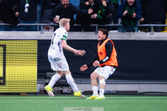 20260419 GAIS Frosti Thorkelsson och Matteo de Brienne jublar efter att ha gjort 1-1 under fotbollsmatchen i Allsvenskan mellan BK Häcken och GAIS den 19 april 2026 på Nordic Wellness Arena i Göteborg. 
Foto: Filip Kauffeldt
