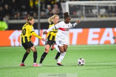 20240320 Paris Saint-Germains Sandy Baltimore och BK Häckens Josefine Rybrink under kvartsfinalen i UEFA Womens Champions League 2024 mellan BK Häcken och Paris Saint-Germain den 20 mars 2024 i Göteborg.