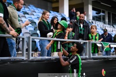 20240722 GAIS Harun Ibrahim och publik under fotbollsmatchen i Allsvenskan mellan GAIS och AIK den 22 Juli 2024 på Gamla Ullevi i Göteborg.