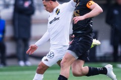 20260314 AIKs Kevin Filling och GAIS August Wängberg under fotbollsmatchen i Svenska Cupen mellan GAIS och AIK den 14 mars 2026 på Nordic Wellness Arena i Göteborg. 
Foto: Filip Kauffeldt