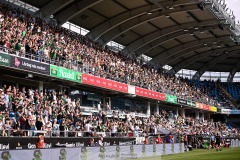 20240525 Publik under fotbollsmatchen i Allsvenskan mellan GAIS och BK Häcken den 25 maj 2024 på Gamla Ullevi i Göteborg.