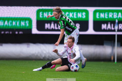 20260905 GAIS Oscar Pettersson och BK Häckens Julius Lindberg under fotbollsmatchen i Allsvenskan mellan GAIS och BK Häcken den 5 semptember 2026 på Gamla Ullevi i Göteborg. 
Foto: Filip Kauffeldt