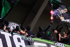20260905 Publik eldar pyroteknik under fotbollsmatchen i Allsvenskan mellan GAIS och BK Häcken den 5 semptember 2026 på Gamla Ullevi i Göteborg. 
Foto: Filip Kauffeldt