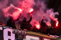 20260905 Publik eldar pyroteknik under fotbollsmatchen i Allsvenskan mellan GAIS och BK Häcken den 5 semptember 2026 på Gamla Ullevi i Göteborg. 
Foto: Filip Kauffeldt