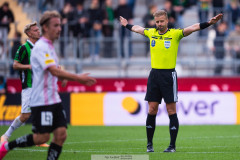 20260905 Huvuddomare Glenn Nyberg under fotbollsmatchen i Allsvenskan mellan GAIS och BK Häcken den 5 semptember 2026 på Gamla Ullevi i Göteborg. 
Foto: Filip Kauffeldt