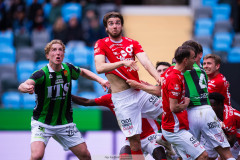 20260516 GAIS Filip Beckman och Degerfors IF Juhani Pikkarainen under fotbollsmatchen i Allsvenskan mellan GAIS och Degerfors IF den 16 maj 2026 på Gamla Ullevi i Göteborg. 
Foto: Filip Kauffeldt