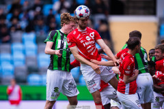 20260516 GAIS Filip Beckman och Degerfors IF Juhani Pikkarainen under fotbollsmatchen i Allsvenskan mellan GAIS och Degerfors IF den 16 maj 2026 på Gamla Ullevi i Göteborg. 
Foto: Filip Kauffeldt