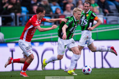 20260516 GAIS Róbert Frosti Þorkelsson och Degerfors IF Kazper Karlsson under fotbollsmatchen i Allsvenskan mellan GAIS och Degerfors IF den 16 maj 2026 på Gamla Ullevi i Göteborg. 
Foto: Filip Kauffeldt