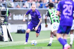 20240922 Djurgårdens IFs Piotr Johansson under fotbollsmatchen i Allsvenskan mellan GAIS och Djurgårdens IF den 22 september 2024 på Gamla Ullevi i Göteborg.