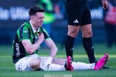 20260406 GAIS Samuel Salter har ont under fotbollsmatchen i Allsvenskan GAIS och Djurgårdens IF den 6 april 2026 på Gamla Ullevi i Göteborg. 
Foto: Filip Kauffeldt