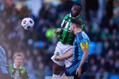 20260406 GAIS Shalom Ekong och Djurgården IFs Jacob Une under fotbollsmatchen i Allsvenskan GAIS och Djurgårdens IF den 6 april 2026 på Gamla Ullevi i Göteborg. 
Foto: Filip Kauffeldt