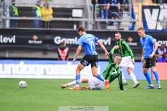 20240818 GAIS Joackim Åberg och Halmstads BKs Villiam Granath under fotbollsmatchen i Allsvenskan mellan GAIS och Halmstads BK den 18 augusti 2024 på Gamla Ullevi i Göteborg.