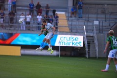 20250726 Halmstads BKs Villiam Granath och GAIS Matteo de Brienne under fotbollsmatchen mellan GAIS och Halmstads BK i Allsvenskan den 16 juli 2025 på Gamla Ullevi i Göteborg.