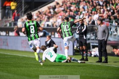 20240707 Hammarby IFs Hampus Skoglund och GAIS Mervan Celik under fotbollsmatchen i Allsvenskan mellan GAIS och Hammarby IF den 7 Juli 2024 på Gamla Ullevi i Göteborg.