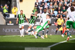 20240707 GAIS Lucas Hedlund och Hammarby IFs Pavle Vagić under fotbollsmatchen i Allsvenskan mellan GAIS och Hammarby IF den 7 Juli 2024 på Gamla Ullevi i Göteborg.