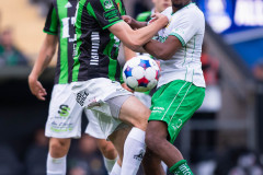 20260520 GAIS Anes Cardaklija och Hammarbys Paulos Abraham under fotbollsmatchen i Allsvenskan mellan GAIS och Hammarby IF den 20 maj 2026 på Gamla Ullevi i Göteborg. 
Foto: Filip Kauffeldt