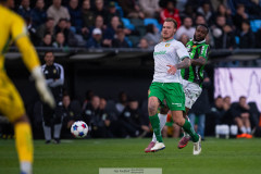 20260520 Hammarbys Victor Eriksson och GAIS Shalom Ekong under fotbollsmatchen i Allsvenskan mellan GAIS och Hammarby IF den 20 maj 2026 på Gamla Ullevi i Göteborg. 
Foto: Filip Kauffeldt