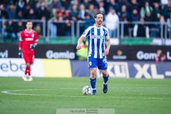 20240506 IFK Göteborgs Gustav Svensson under fotbollsmatchen i Allsvenskan mellan GAIS och IFK Göteborg den 6 maj 2024 på Gamla Ullevi i Göteborg.