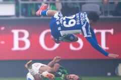 20250811 GAIS Edvin Becirovic och IFK Göteborgs Thomas Santos under fotbollsmatchen mellan GAIS och IFK Göteborg i Allsvenskan den 11 augusti 2025 på Gamla Ullevi i Göteborg.