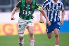 20250811 GAIS August Wängberg och IFK Göteborgs Max Fenger under fotbollsmatchen mellan GAIS och IFK Göteborg i Allsvenskan den 11 augusti 2025 på Gamla Ullevi i Göteborg.