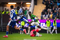 20250811 IFK Göteborgs Elis Bishesari och GAIS Ibrahim Diabate under fotbollsmatchen mellan GAIS och IFK Göteborg i Allsvenskan den 11 augusti 2025 på Gamla Ullevi i Göteborg.