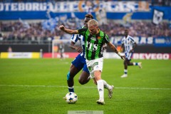 20250811 GAIS Jonas Lindberg och IFK Göteborgs Rockson Yeboah under fotbollsmatchen mellan GAIS och IFK Göteborg i Allsvenskan den 11 augusti 2025 på Gamla Ullevi i Göteborg.