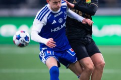 20260307 Norrköpings Fabian Holst-Larsen och GAIS Rasmus Niklasson Petrovic under fotbollsmatchen i Svenska Cupen mellan GAIS och IFK Norrköping den 7 mars 2026 på Nordic Wellness Arena i Göteborg. 
Foto: Filip Kauffeldt