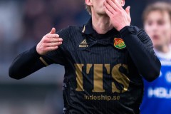 20260307 GAIS Rasmus Niklasson Petrovic jublar efter att ha gjort 4-1 under fotbollsmatchen i Svenska Cupen mellan GAIS och IFK Norrköping den 7 mars 2026 på Nordic Wellness Arena i Göteborg. 
Foto: Filip Kauffeldt