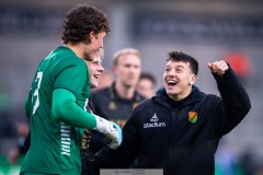 20260307 GAIS Kees Sims, Frosti Thorkelsson och Matteo de Brienne jublar efter fotbollsmatchen i Svenska Cupen mellan GAIS och IFK Norrköping den 7 mars 2026 på Nordic Wellness Arena i Göteborg. 
Foto: Filip Kauffeldt