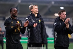 20260307 GAIS Shalom Ekong, Henry Sletsjøe och Max Andersson efter fotbollsmatchen i Svenska Cupen mellan GAIS och IFK Norrköping den 7 mars 2026 på Nordic Wellness Arena i Göteborg. 
Foto: Filip Kauffeldt
