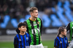 202401110 GAIS Alexander Ahl Holmström under fotbollsmatchen mellan GAIS och IK Sirius  i Allsvenskan den 10 november 2024 på Gamla Ullevi i Göteborg.