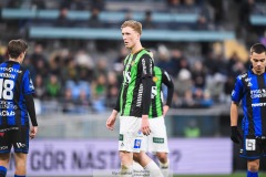 202401110 GAIS Filip Beckman under fotbollsmatchen mellan GAIS och IK Sirius  i Allsvenskan den 10 november 2024 på Gamla Ullevi i Göteborg.