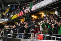 202401110 Publik under fotbollsmatchen mellan GAIS och IK Sirius  i Allsvenskan den 10 november 2024 på Gamla Ullevi i Göteborg.