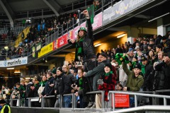 202401110 Publik under fotbollsmatchen mellan GAIS och IK Sirius  i Allsvenskan den 10 november 2024 på Gamla Ullevi i Göteborg.