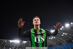 202401110 GAIS Alexander Ahl Holmström under fotbollsmatchen mellan GAIS och IK Sirius  i Allsvenskan den 10 november 2024 på Gamla Ullevi i Göteborg.