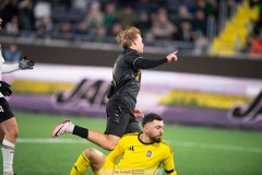 20260223 GAIS Rasmus Niklasson Petrovic jublar efter att han gjort 3-0 under fotbollsmatchen i Svenska Cupen mellan GAIS och Landskrona BoIS den 23 februari 2026 på Nordic Wellness Arena i Göteborg. 
Foto: Filip Kauffeldt