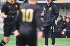 20240303 GAIS Huvudtränare Fredrik Holmberg under fotbollsmatchen i Svenska Cupen 2024 mellan GAIS och ÖIS den 3 mars 2024 i Göteborg.