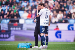 20260503 ÖIS Christoffer Styffe har ont under fotbollsmatchen i Allsvenskan mellan GAIS och ÖIS den 3 maj 2026 på Gamla Ullevi i Göteborg. 
Foto: Filip Kauffeldt