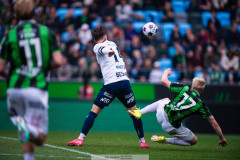 20260503 ÖIS Daniel Paulson och GAIS Frosti Thorkelsson under fotbollsmatchen i Allsvenskan mellan GAIS och ÖIS den 3 maj 2026 på Gamla Ullevi i Göteborg. 
Foto: Filip Kauffeldt