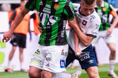 20260503 GAIS William Milovanovic och ÖIS Benjamin Laturnus under fotbollsmatchen i Allsvenskan mellan GAIS och ÖIS den 3 maj 2026 på Gamla Ullevi i Göteborg. 
Foto: Filip Kauffeldt